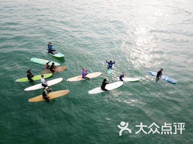 携手共富 和美乡村 看家门口的“村晚” 村民们幸福得像花儿一样
